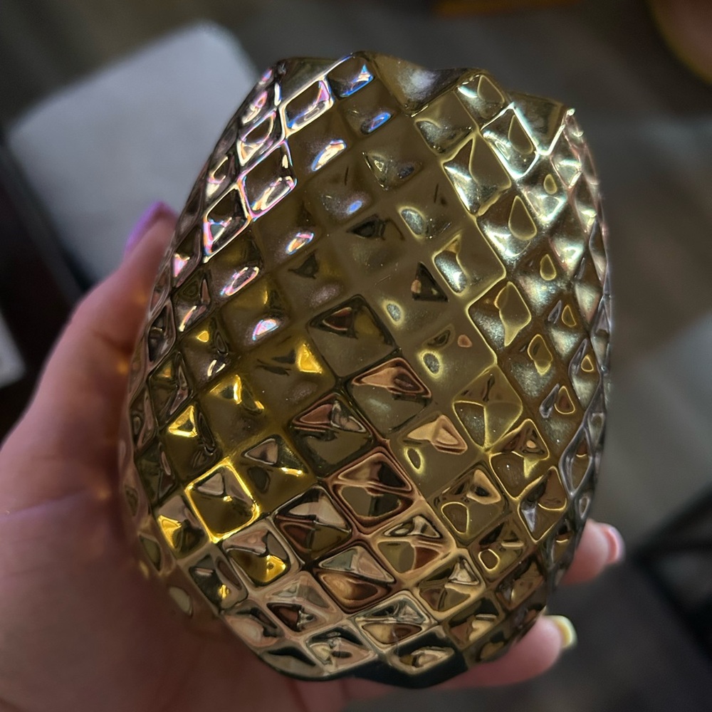 Gold pineapple desk decor pen holder